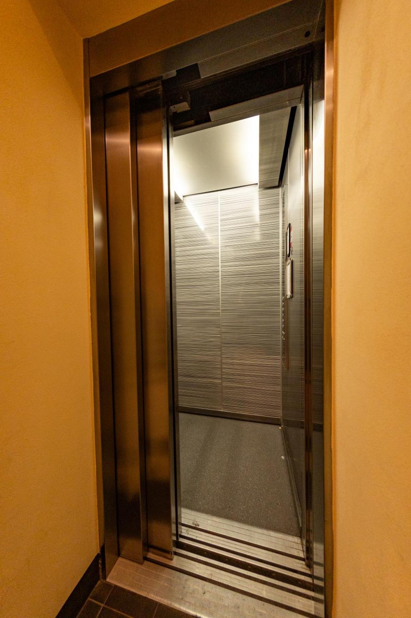 Wenceslas Square Apartment Prague Ngoại thất bức ảnh